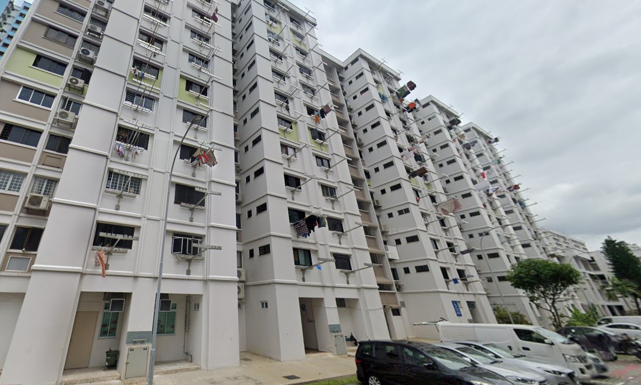 Decomposed body in flat identified four months later after fingerprint and DNA methods prove inconclusive