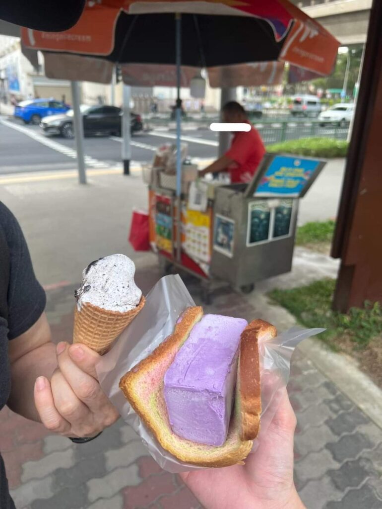 (Photo: Facebook/COMPLAINT SINGAPORE)