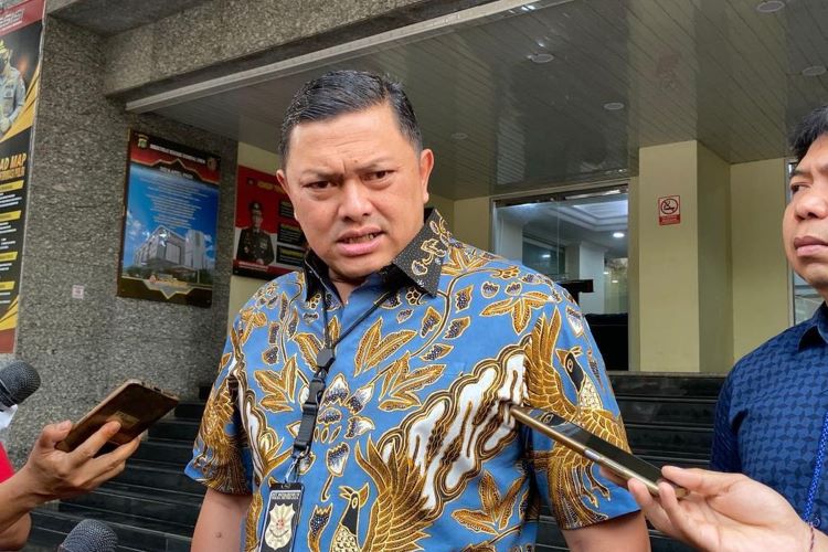 Director of General Crime of the Metro Jaya Regional Police, Commissioner (Pol) Hengki Haryadi at the Metro Jaya Regional Police Headquarters on Friday (27 Oct). (Photo: KOMPAS.com)