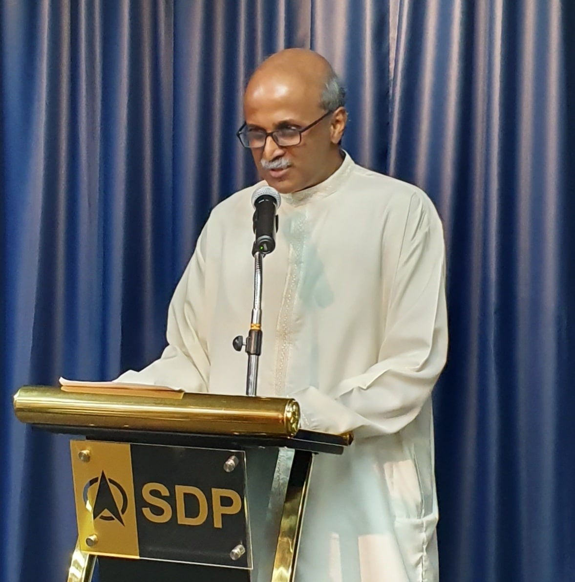 Dr Paul Tambyah