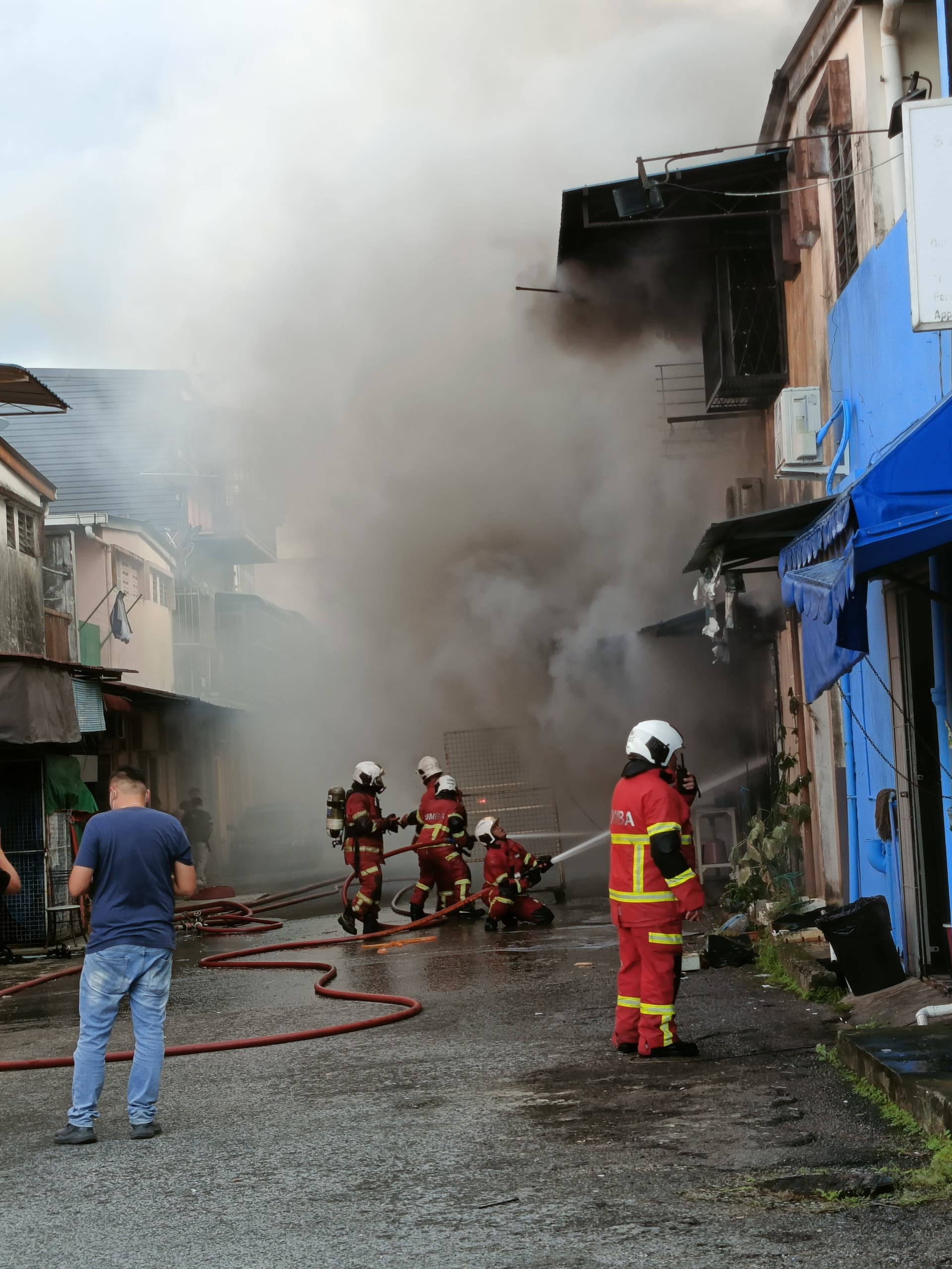 Fire and Rescue Department at the scene (Photo via Trisha Celine)
