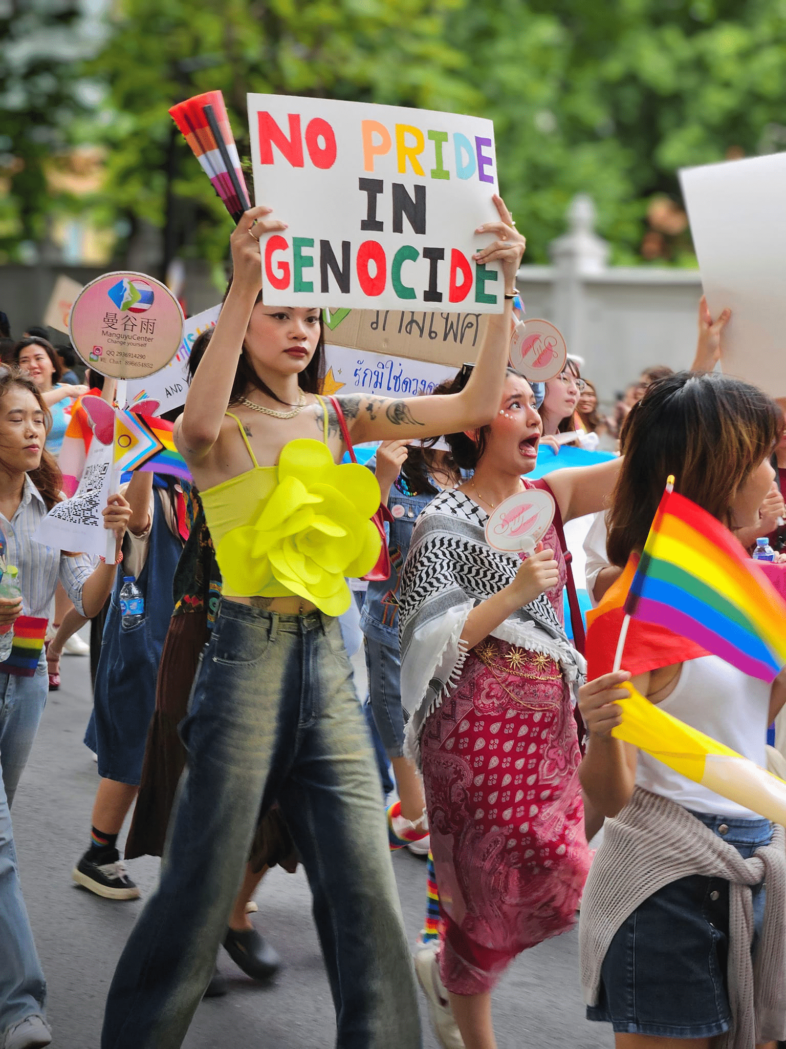 Participants of the Bangkok Pride Parade (Photo: Roy Ngerng)